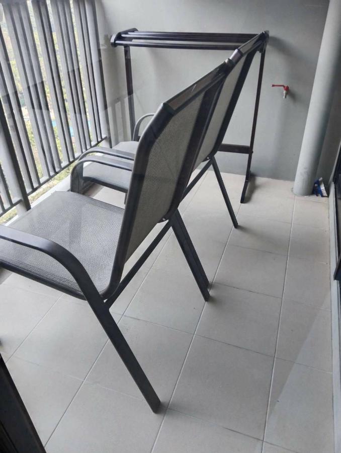 Apartamento The Astra Chiang Mai Exterior foto