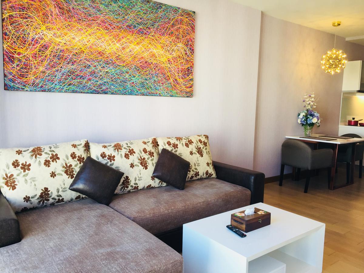 Apartamento The Astra Chiang Mai Exterior foto