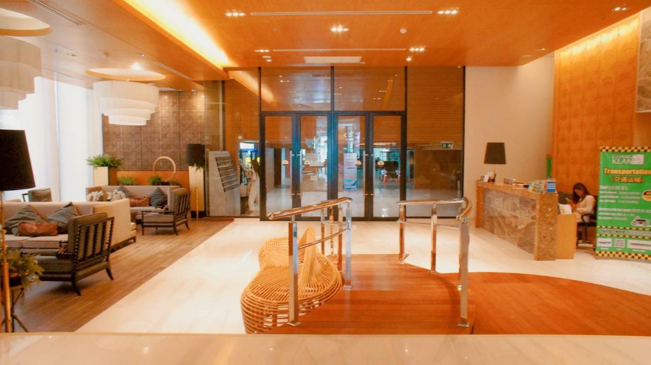 Apartamento The Astra Chiang Mai Exterior foto